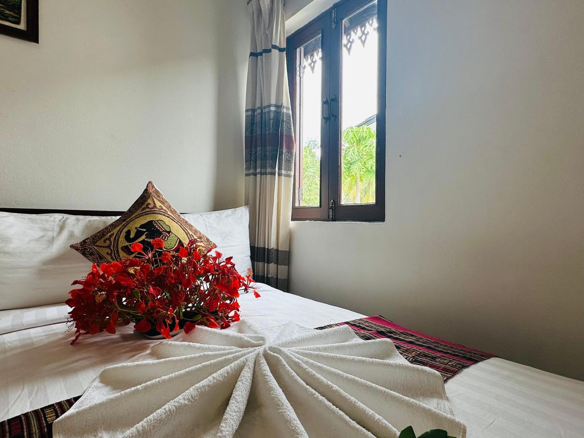 Thatsaphone Hotel Luang Prabang Dış mekan fotoğraf