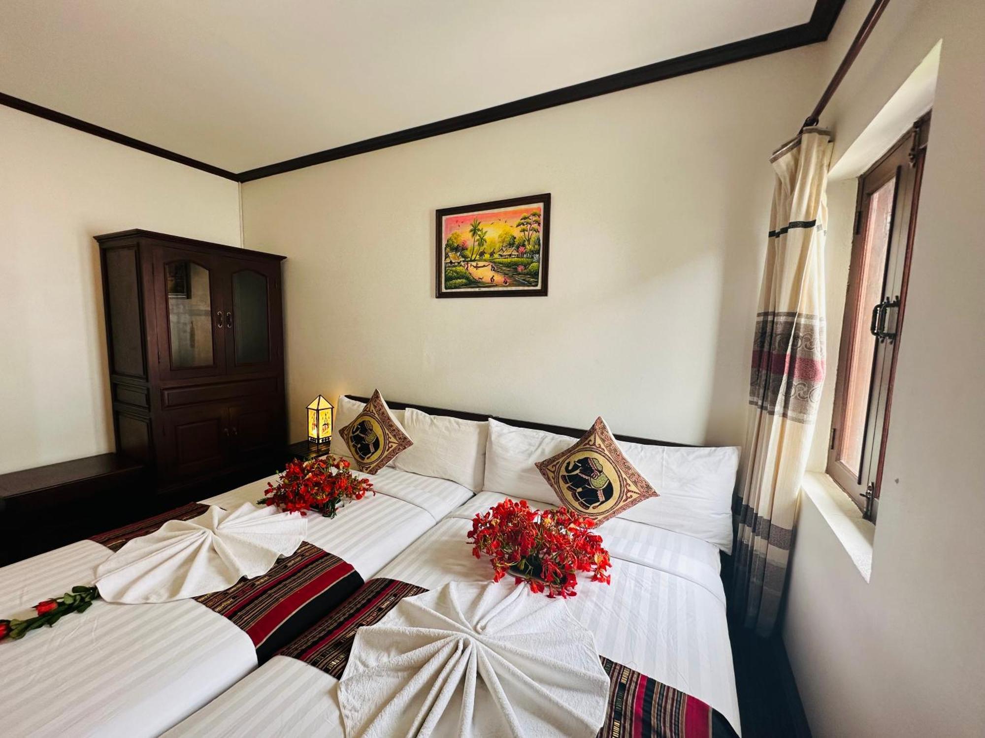 Thatsaphone Hotel Luang Prabang Dış mekan fotoğraf
