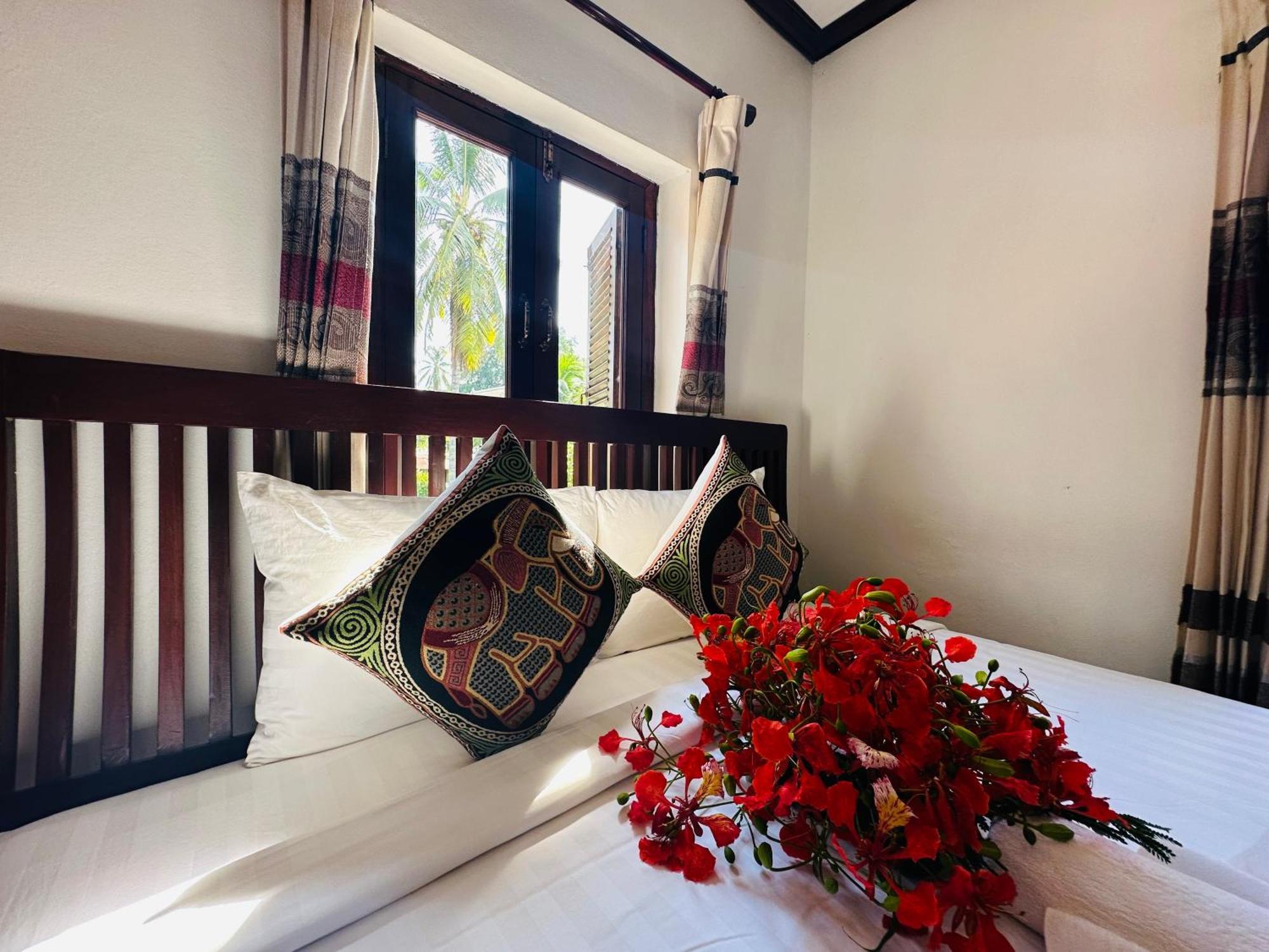 Thatsaphone Hotel Luang Prabang Dış mekan fotoğraf