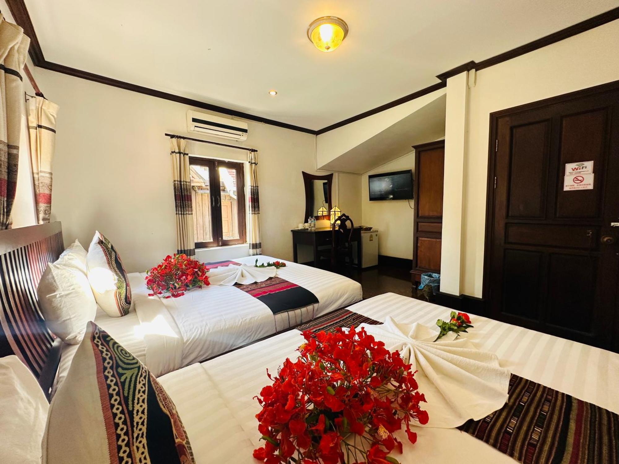 Thatsaphone Hotel Luang Prabang Dış mekan fotoğraf