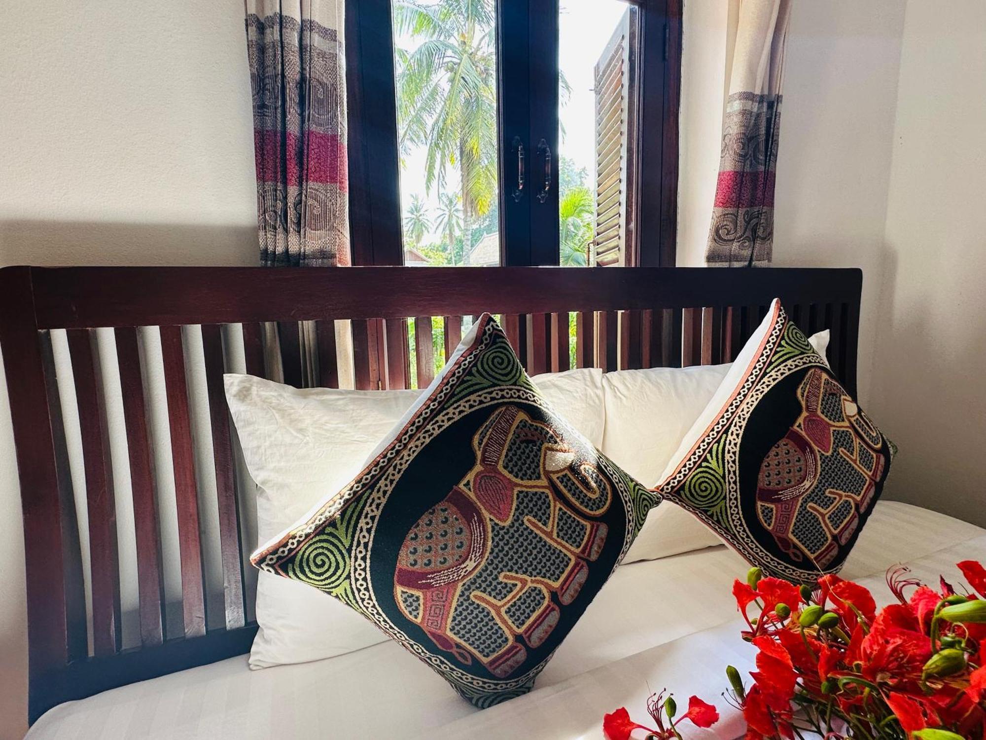Thatsaphone Hotel Luang Prabang Dış mekan fotoğraf