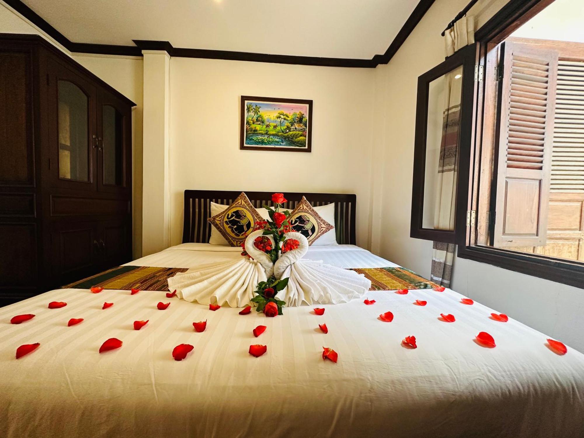 Thatsaphone Hotel Luang Prabang Dış mekan fotoğraf