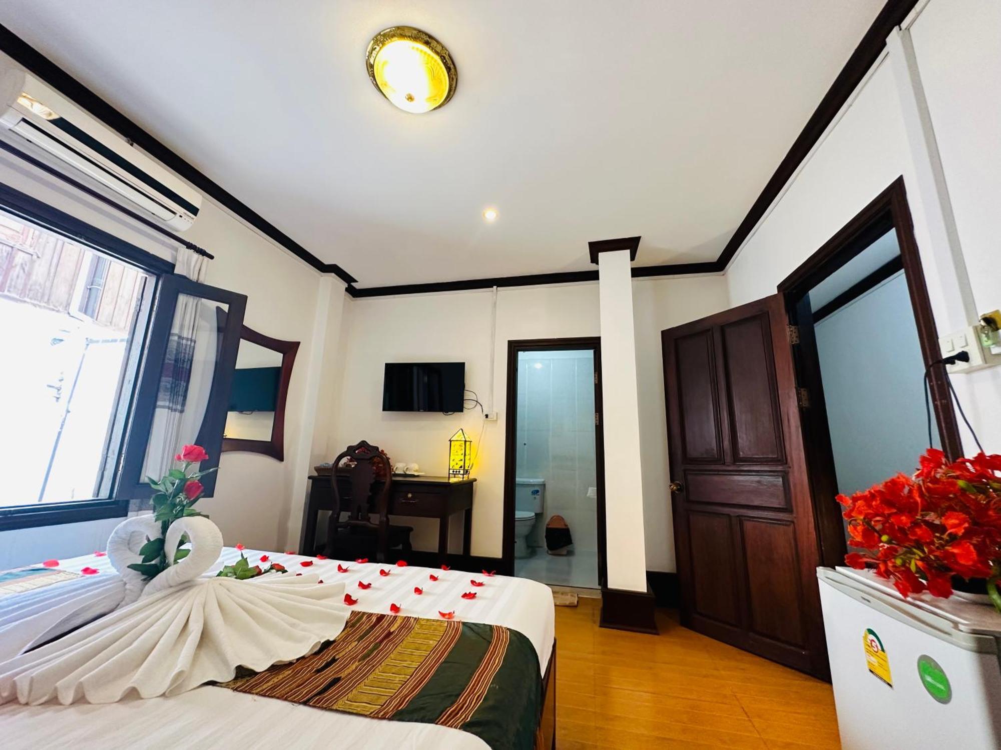 Thatsaphone Hotel Luang Prabang Dış mekan fotoğraf