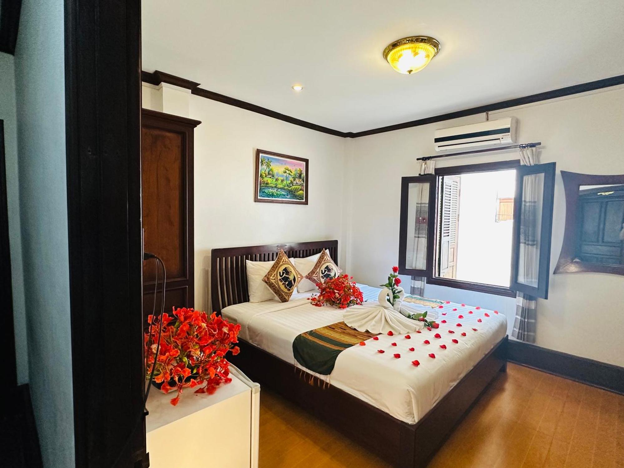 Thatsaphone Hotel Luang Prabang Dış mekan fotoğraf