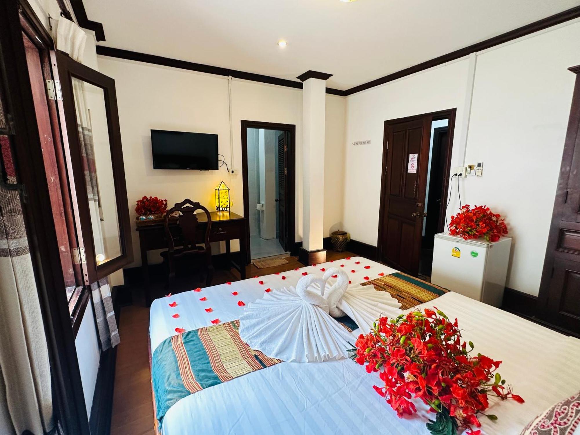 Thatsaphone Hotel Luang Prabang Dış mekan fotoğraf